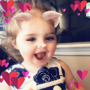 Meet your Posher, Dana